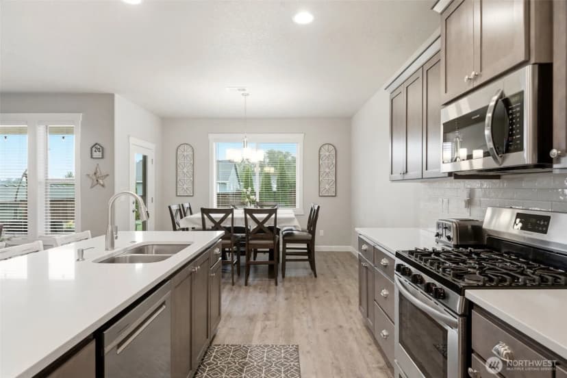 Property photo for 618 E Tanoak Avenue, La Center photo 14