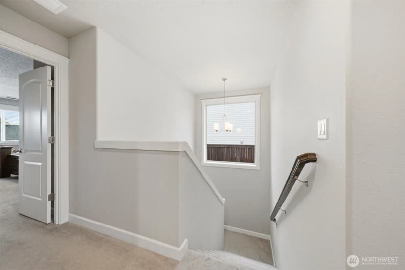 Property photo for 618 E Tanoak Avenue, La Center photo 19