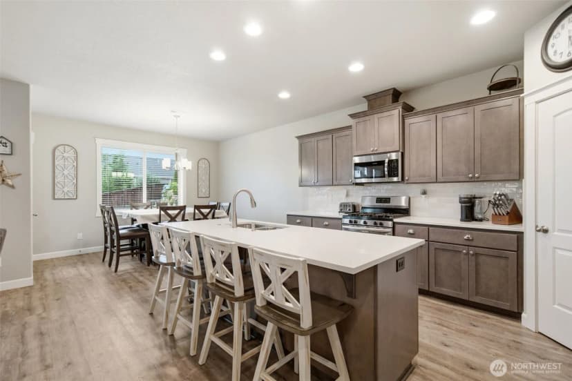 Property photo for 618 E Tanoak Avenue, La Center photo 10
