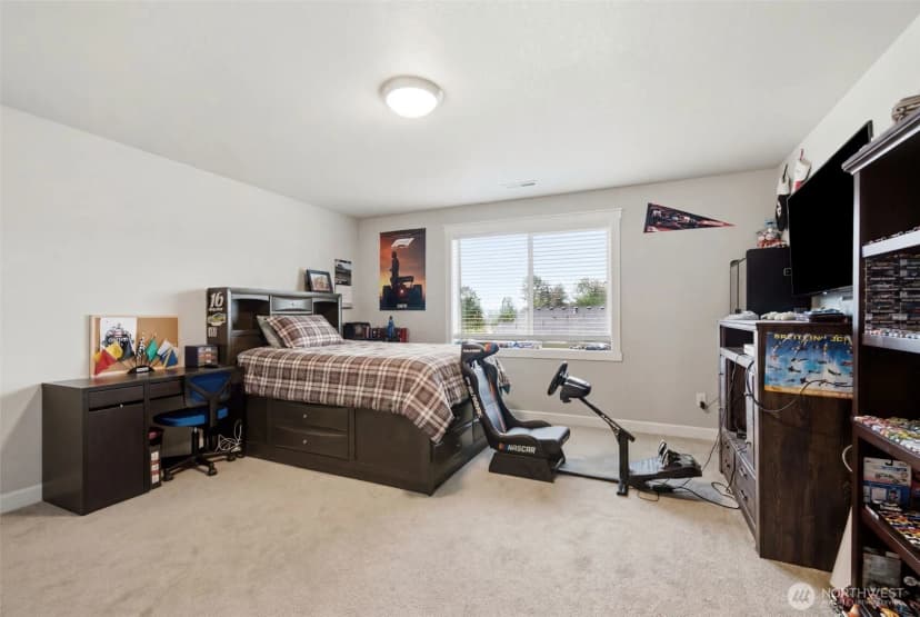 Property photo for 618 E Tanoak Avenue, La Center photo 26