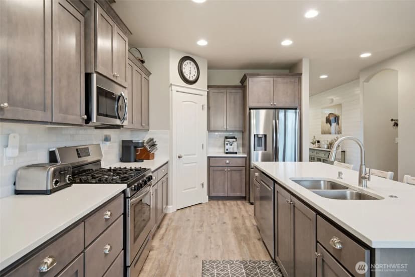 Property photo for 618 E Tanoak Avenue, La Center photo 11