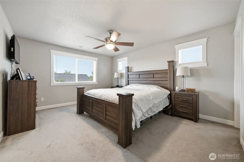 Property photo for 618 E Tanoak Avenue, La Center photo 20