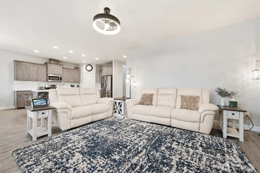Property photo for 618 E Tanoak Avenue, La Center photo 7