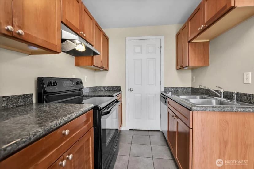 Property photo for 226 Broadway #20, Tacoma photo 8