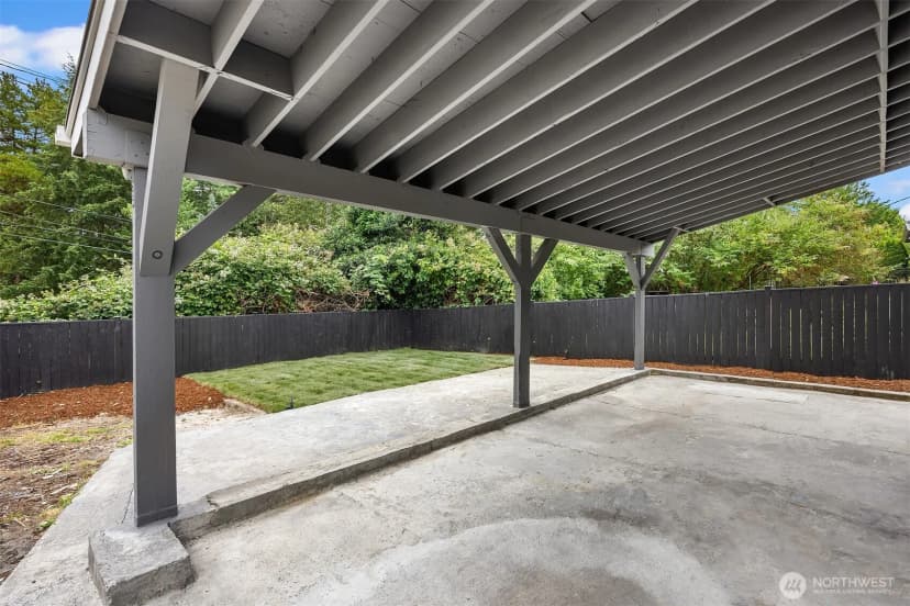 Property photo for 5040 35th Avenue Sw, Seattle photo 29
