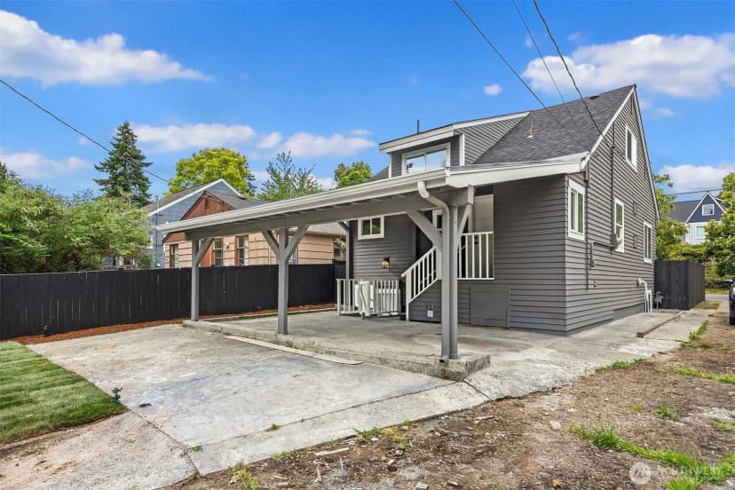 Property photo for 5040 35th Avenue Sw, Seattle photo 27