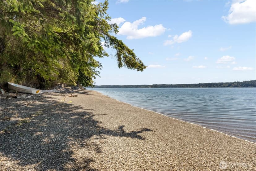 Property photo for 922 W Herron Boulevard Nw, Lakebay photo 12