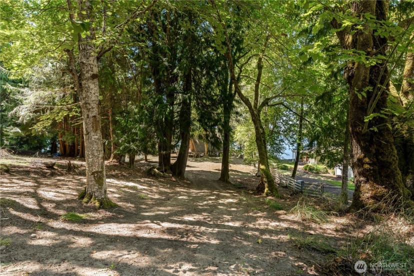 Property photo for 922 W Herron Boulevard Nw, Lakebay photo 5