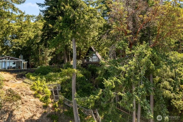 Property photo for 922 W Herron Boulevard Nw, Lakebay photo 3