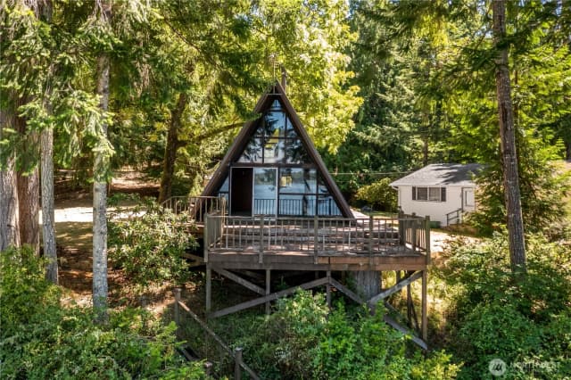 Property photo for 922 W Herron Boulevard Nw, Lakebay photo 2
