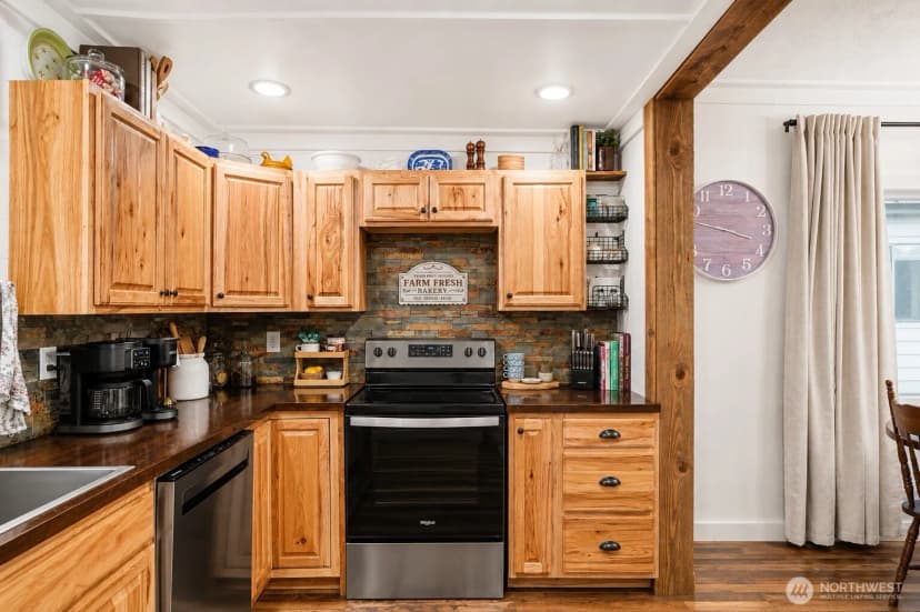 Property photo for 124 N 3rd Street, Coulee City photo 9
