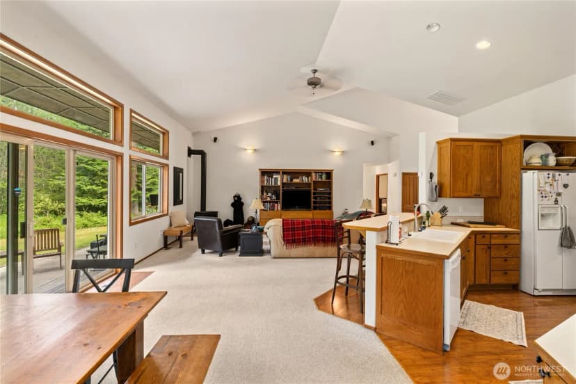 Property photo for 4203 Westside Road, Cle Elum photo 6