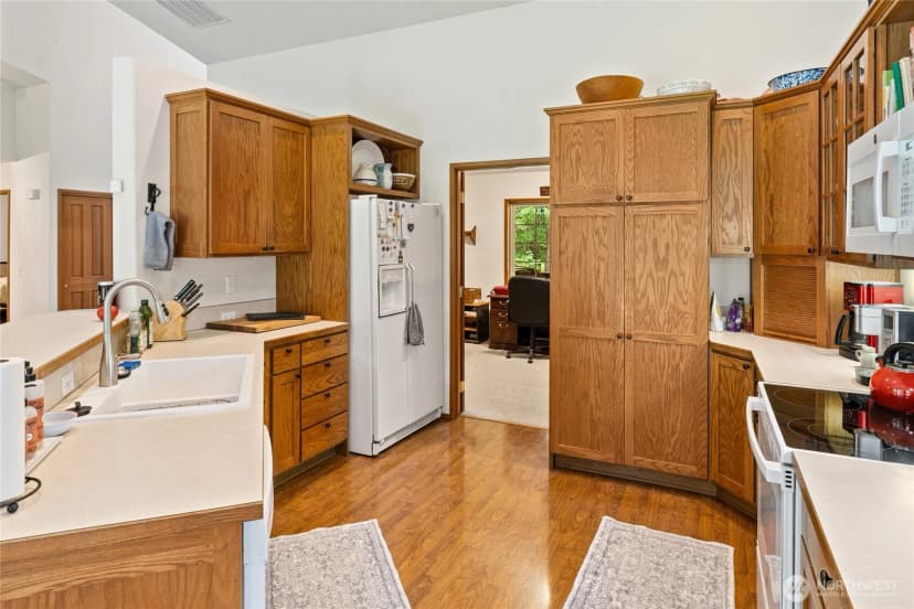 Property photo for 4203 Westside Road, Cle Elum photo 9