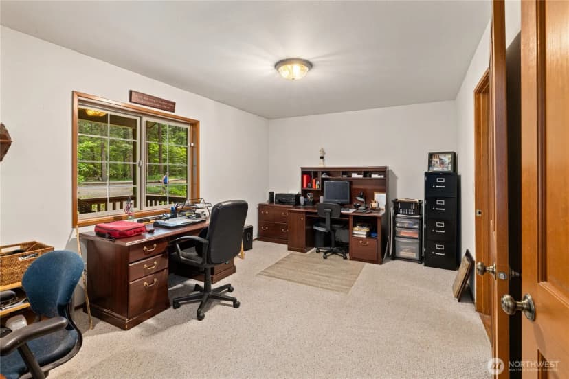 Property photo for 4203 Westside Road, Cle Elum photo 11