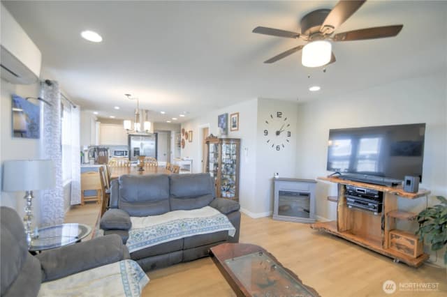 Property photo for 410 Herren Avenue, Winlock photo 4