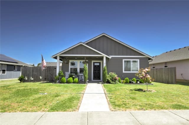 Property photo for 410 Herren Avenue, Winlock