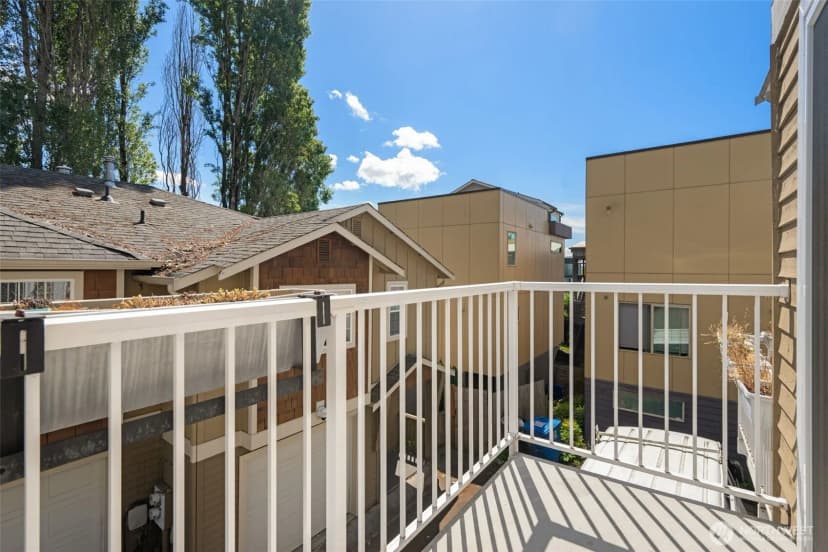 Property photo for 1619 S Weller Street #a, Seattle photo 16