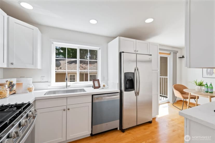 Property photo for 1619 S Weller Street #a, Seattle photo 13