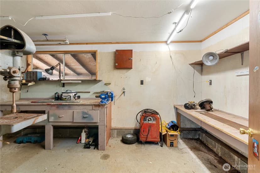 Property photo for 236 E Woodhill Avenue, Westport photo 30