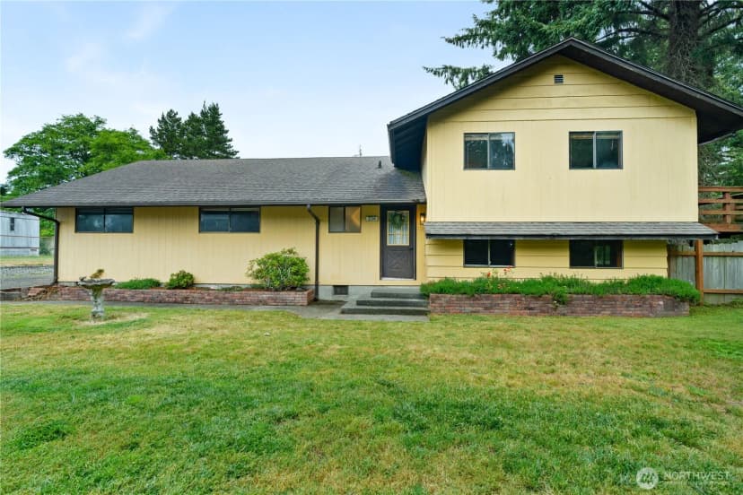Property photo for 236 E Woodhill Avenue, Westport photo 2