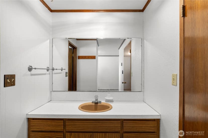 Property photo for 236 E Woodhill Avenue, Westport photo 17