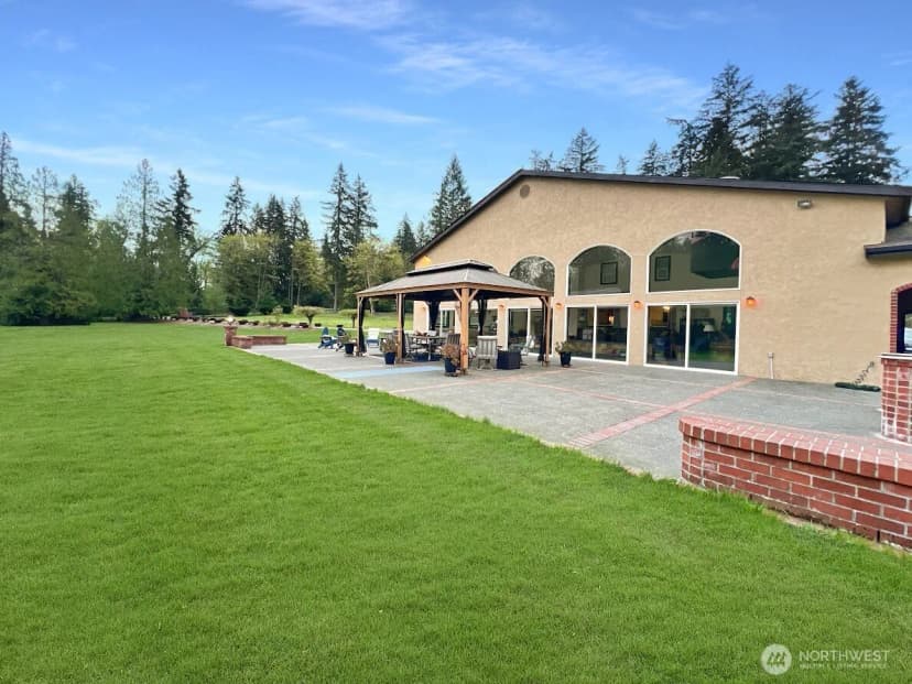 Property photo for 21829 210th Avenue Se, Maple Valley photo 31