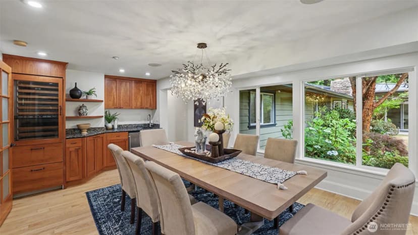 Property photo for 10555 Se 28th Street, Beaux Arts photo 17