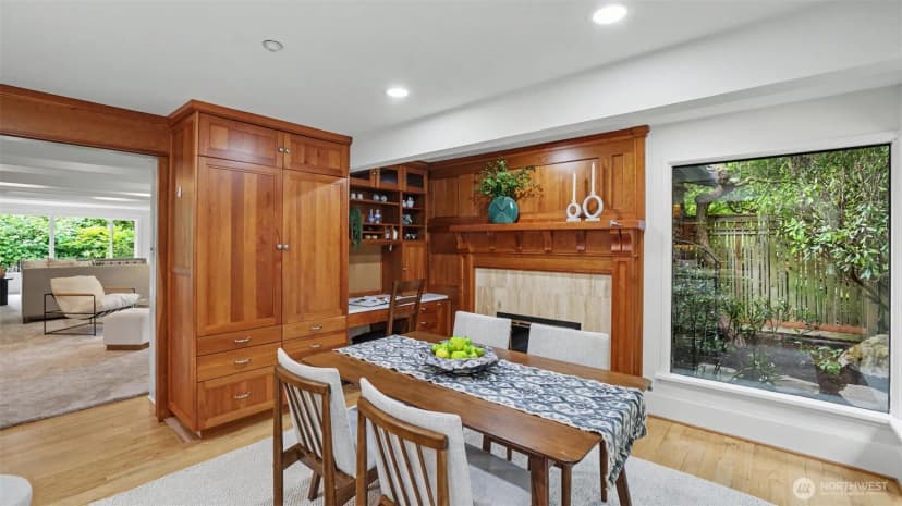 Property photo for 10555 Se 28th Street, Beaux Arts photo 13