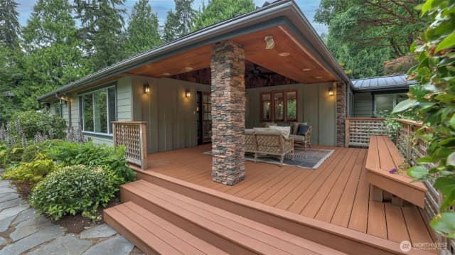 Property photo for 10555 Se 28th Street, Beaux Arts photo 3