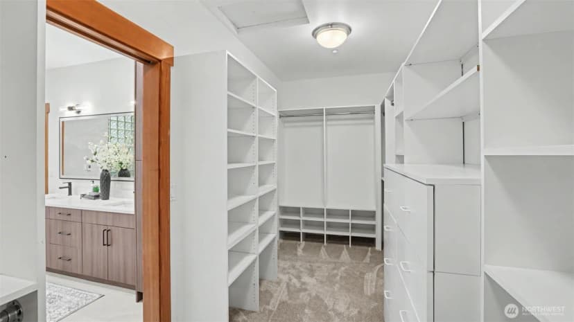 Property photo for 10555 Se 28th Street, Beaux Arts photo 29
