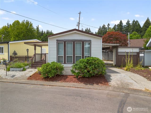 Property photo for 930 Trosper Road Sw #129, Tumwater