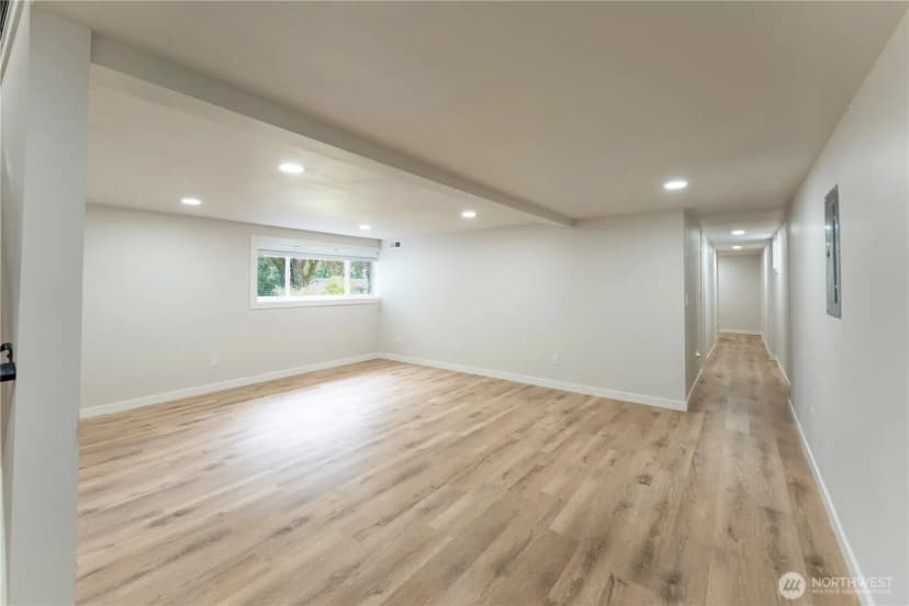 Property photo for 607 244th Street Sw, Bothell photo 20