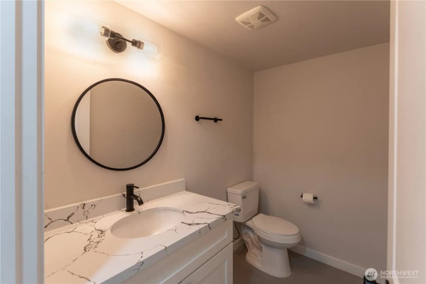 Property photo for 607 244th Street Sw, Bothell photo 19