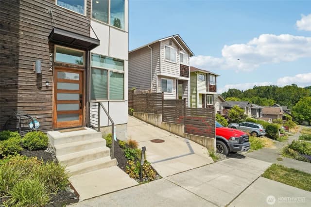 Property photo for 2852 Sw Nevada Street, Seattle photo 5