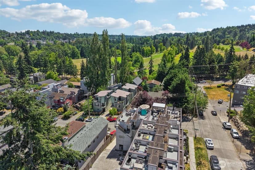 Property photo for 2852 Sw Nevada Street, Seattle photo 32