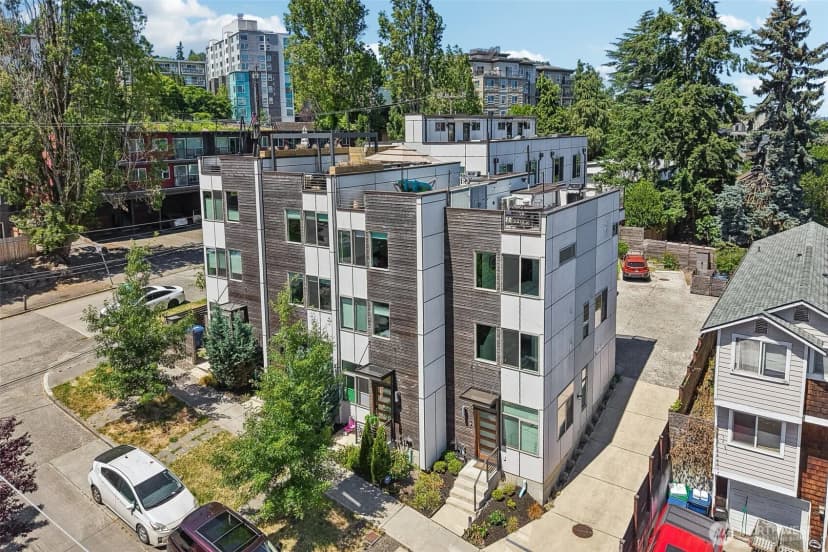 Property photo for 2852 Sw Nevada Street, Seattle photo 8