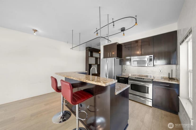 Property photo for 1026 Ne 65th Street #c420, Seattle photo 13
