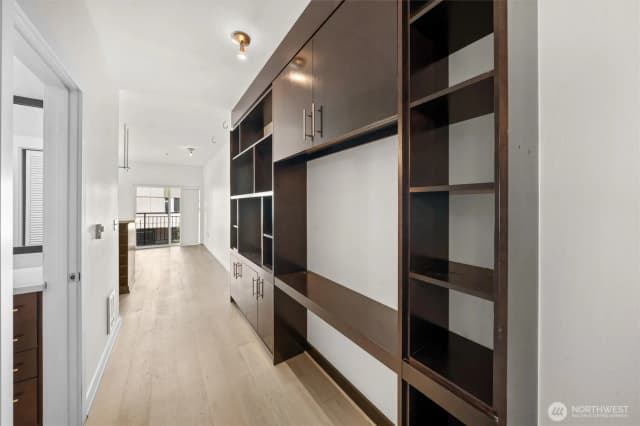 Property photo for 1026 Ne 65th Street #c420, Seattle photo 5