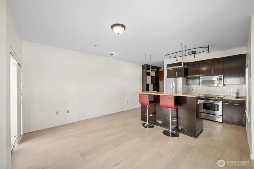 Property photo for 1026 Ne 65th Street #c420, Seattle photo 14