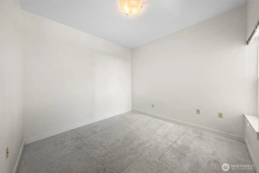 Property photo for 1026 Ne 65th Street #c420, Seattle photo 24