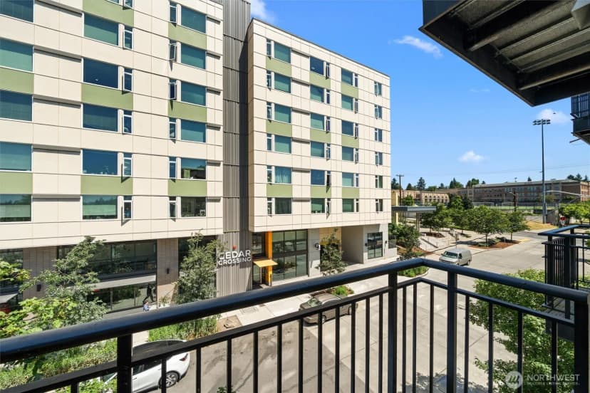 Property photo for 1026 Ne 65th Street #c420, Seattle photo 18
