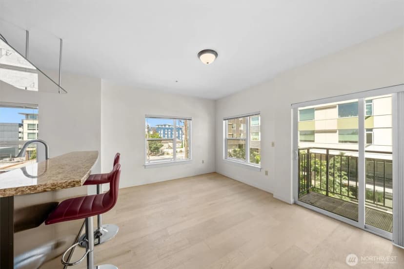 Property photo for 1026 Ne 65th Street #c420, Seattle photo 6