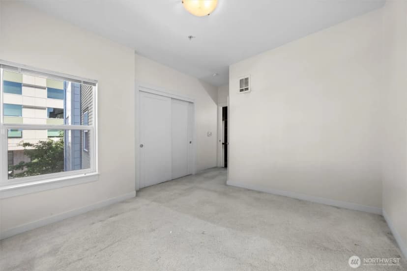 Property photo for 1026 Ne 65th Street #c420, Seattle photo 23