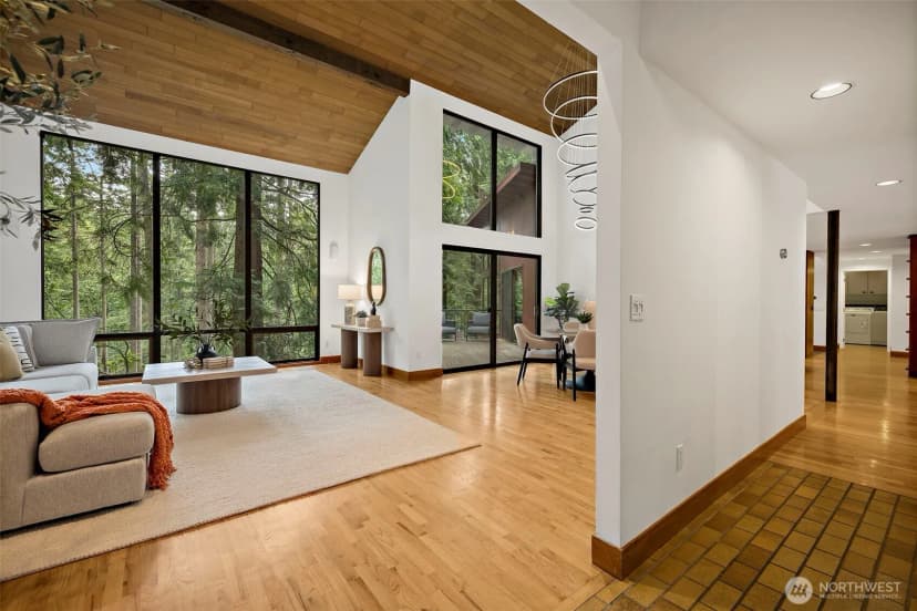 Property photo for 3518 129th Avenue Ne, Bellevue photo 5