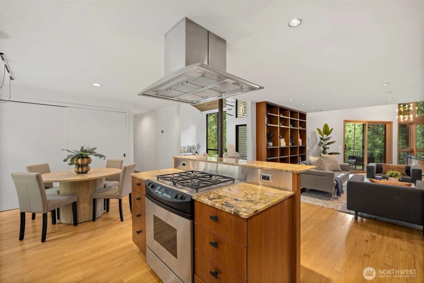 Property photo for 3518 129th Avenue Ne, Bellevue photo 12