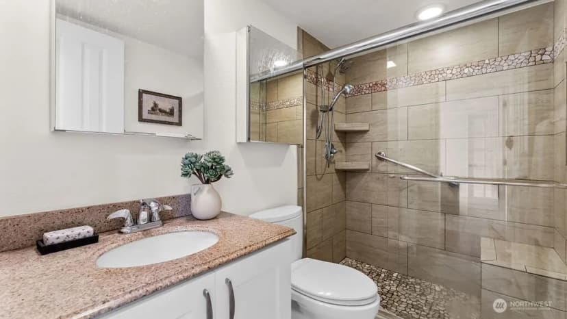 Property photo for 15964 Ne 15th Street #a10, Bellevue photo 27