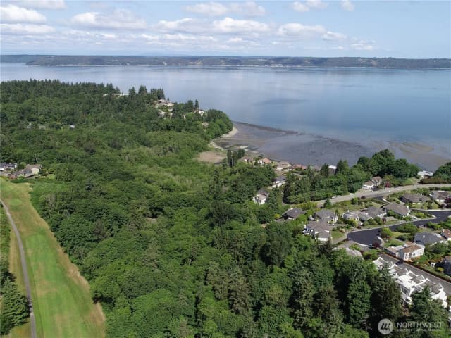 Property photo for 3911 Sw Dash Point Rd, Federal Way photo 4