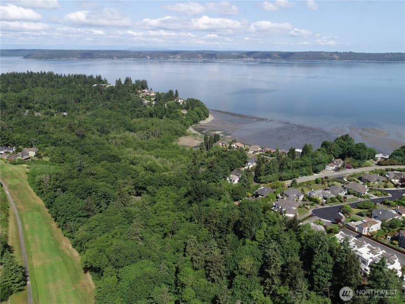 Property photo for 3911 Sw Dash Point Rd, Federal Way photo 4