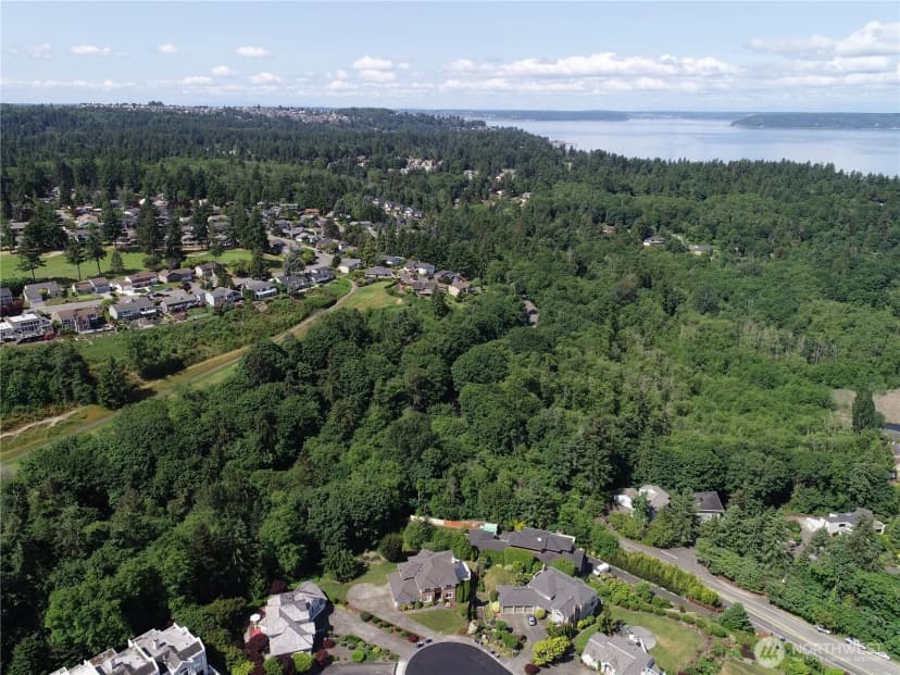 Property photo for 3911 Sw Dash Point Rd, Federal Way photo 3