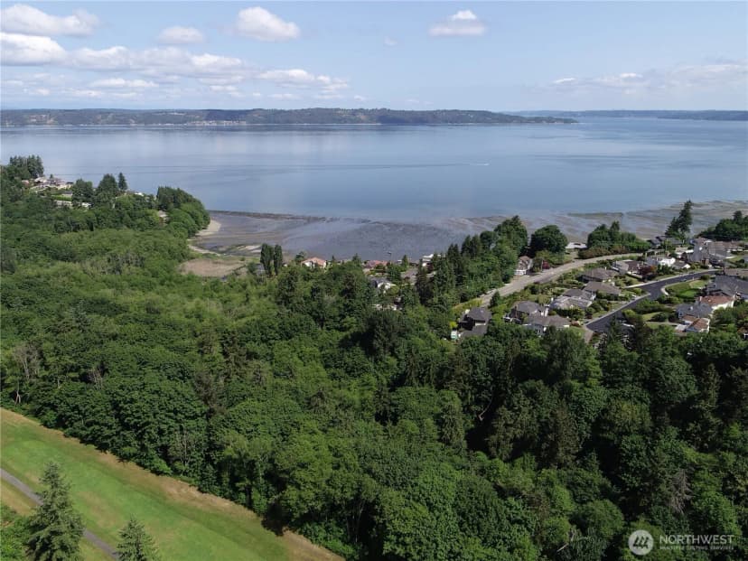 Property photo for 3911 Sw Dash Point Rd, Federal Way photo 5